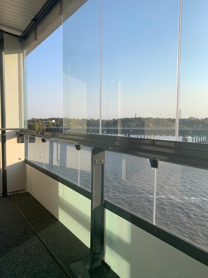 Sea View Lux Kalasatama Romantic Studio - Balcony & Coffee& Tee, Wifi, Gym &Sauna Helsinki Exterior photo